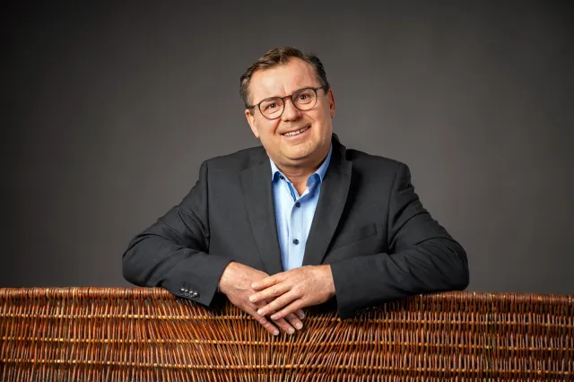 Opa startet durch … – Pressefoto 1